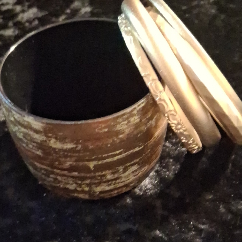 Two's Company Gold and Brown Bangle Set